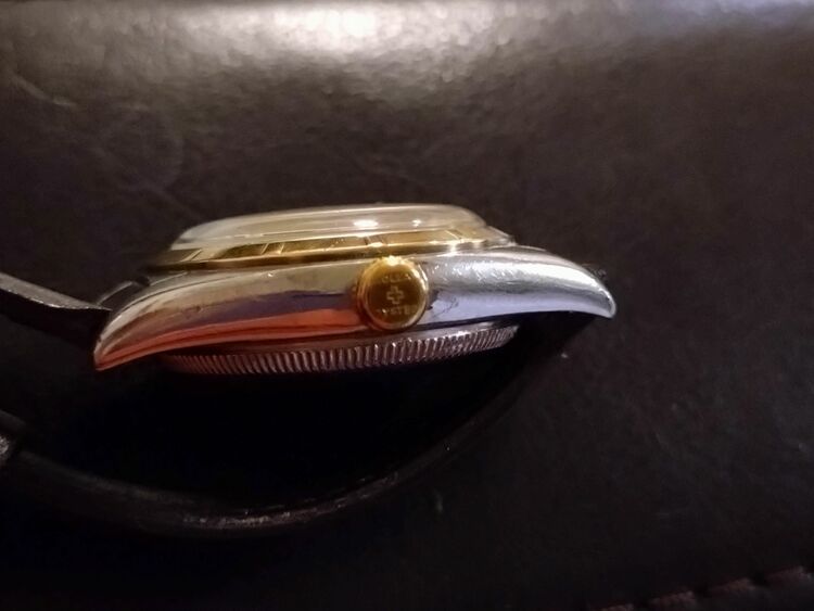 ロレックス パーペチュアル 5011（高級時計）の商品画像 - 査定依頼日：2025年11月15日 - 最高査定価格：850,000円