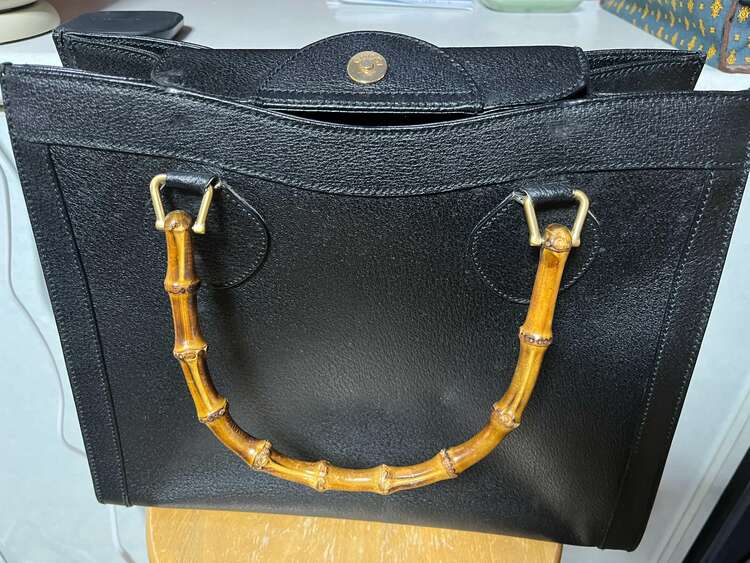 グッチ  （ブランドバッグ）の商品画像 - 査定依頼日：2025年2月17日 - 最高査定価格：100,000円