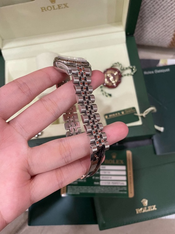 ROLEX ロレックス デイトジャスト Black COM 10P 26mm 腕時計 179174G レディース K18ホワイトゴールド ステンレススチール シルバー（高級時計）の商品画像 - 査定依頼日：2026年10月12日 - 最高査定価格：1,220,000円
