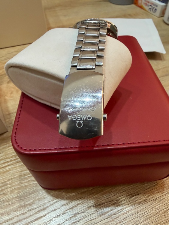 オメガ スピードマスター （高級時計）の商品画像 - 査定依頼日：2026年2月23日 - 最高査定価格：650,000円