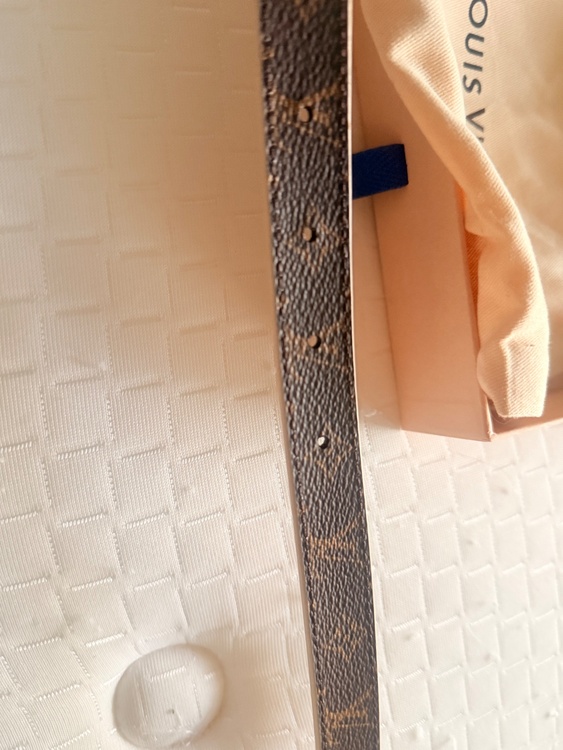 ･LV アイコニック 20MM リバーシブル（古着・ファッション）の商品画像 - 査定依頼日：2025年12月20日 - 最高査定価格：17,000円