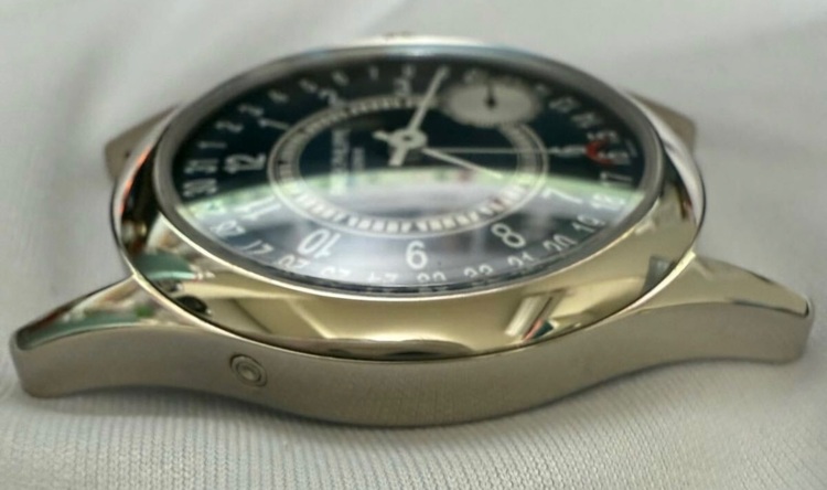 パテックフィリップ カラトラバ 6000g-01（高級時計）の商品画像 - 査定依頼日：2025年8月8日 - 最高査定価格：2,670,000円