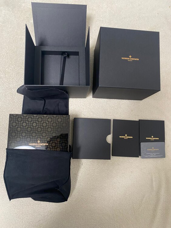 オーヴァーシーズ（高級時計）の商品画像 - 査定依頼日：2025年4月8日 - 最高査定価格：4,000,000円