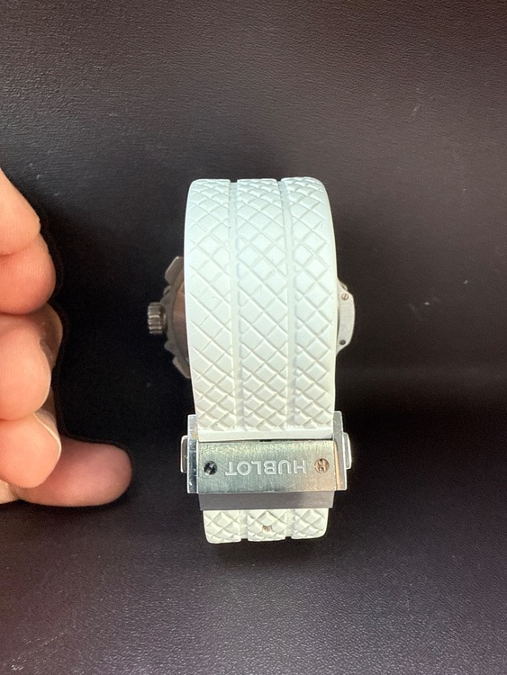 ウブロ ビックバン （高級時計）の商品画像 - 査定依頼日：2025年7月8日 - 最高査定価格：770,000円