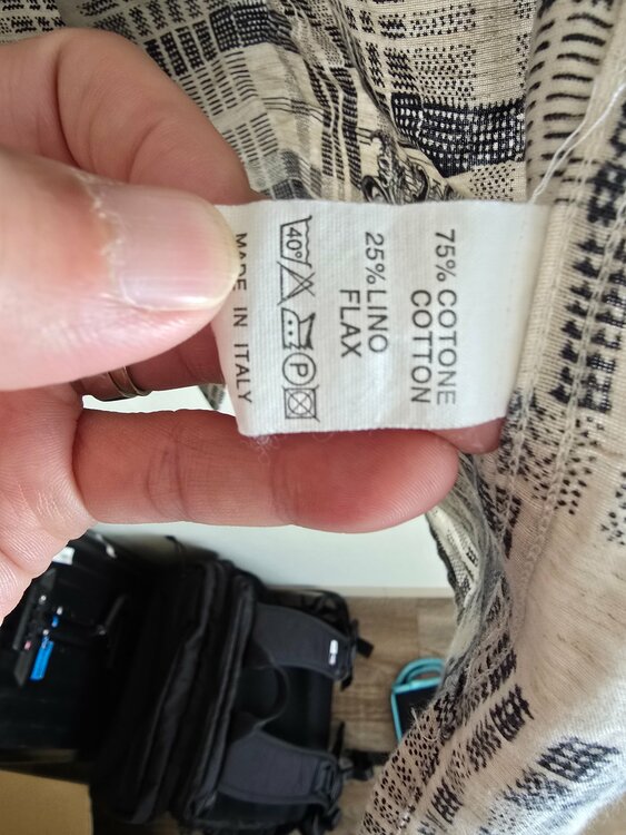 シャツ（古着・ファッション）の商品画像 - 査定依頼日：2026年1月31日 - 最高査定価格：3,000円