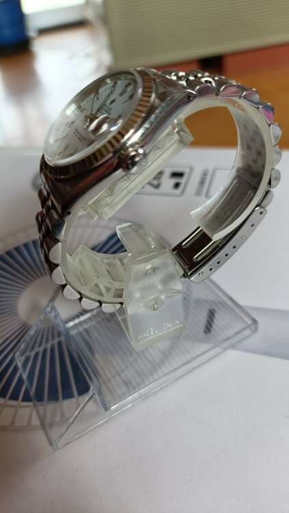 ロレックス デイトジャスト 68274（高級時計）の商品画像 - 査定依頼日：2026年4月20日 - 最高査定価格：1,000,000円