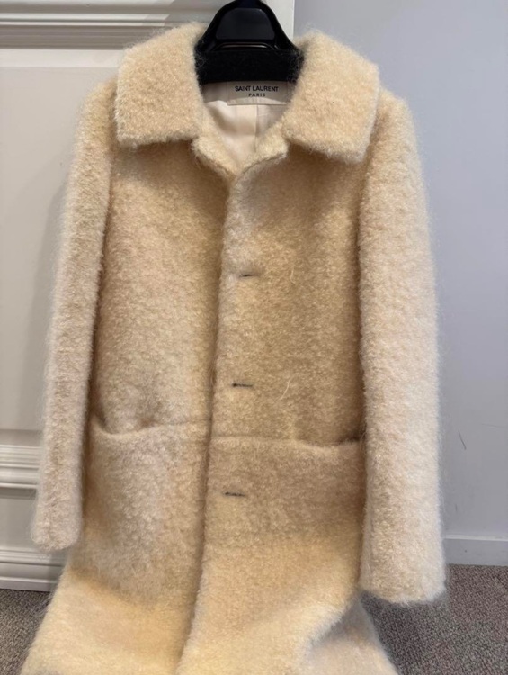 コート（古着・ファッション）の商品画像 - 査定依頼日：2025年6月24日 - 最高査定価格：35,000円