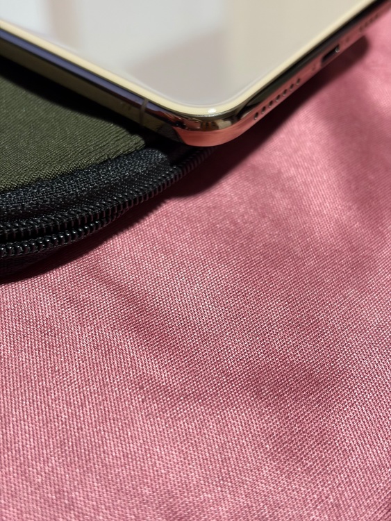 iPhoneXS Max 256GB SIMフリー（スマホ）の商品画像 - 査定依頼日：2025年11月22日 - 最高査定価格：31,000円