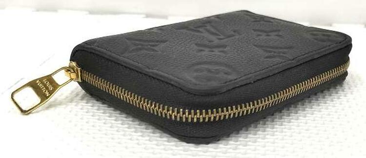 ノワールモノグラム・アンプラントジッピー・コインパース 黒（ブランド財布・小物）の商品画像 - 査定依頼日：2025年1月6日 - 最高査定価格：25,000円