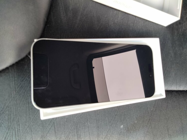 iPhone 17 Pro Max 256GB Softbank（スマホ）の商品画像 - 査定依頼日：2026年3月18日 - 最高査定価格：166,000円