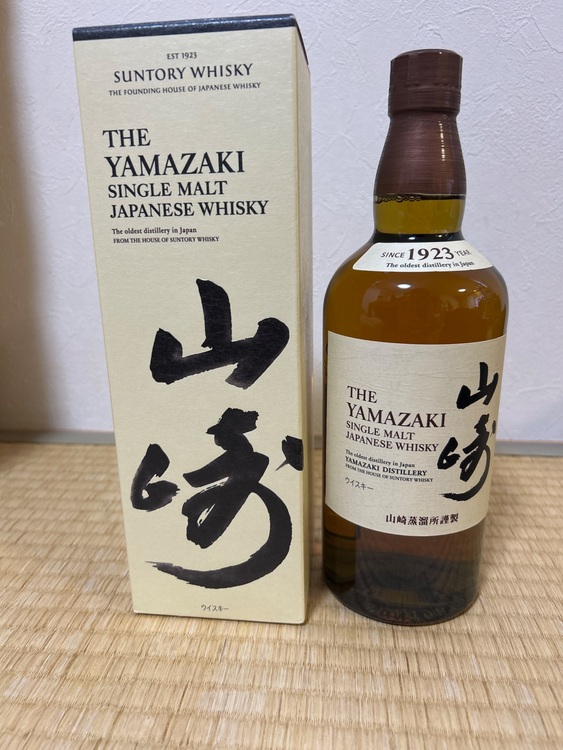 ウイスキー サントリー山崎 （お酒）の商品画像 - 査定依頼日：2025年8月31日 - 最高査定価格：9,000円