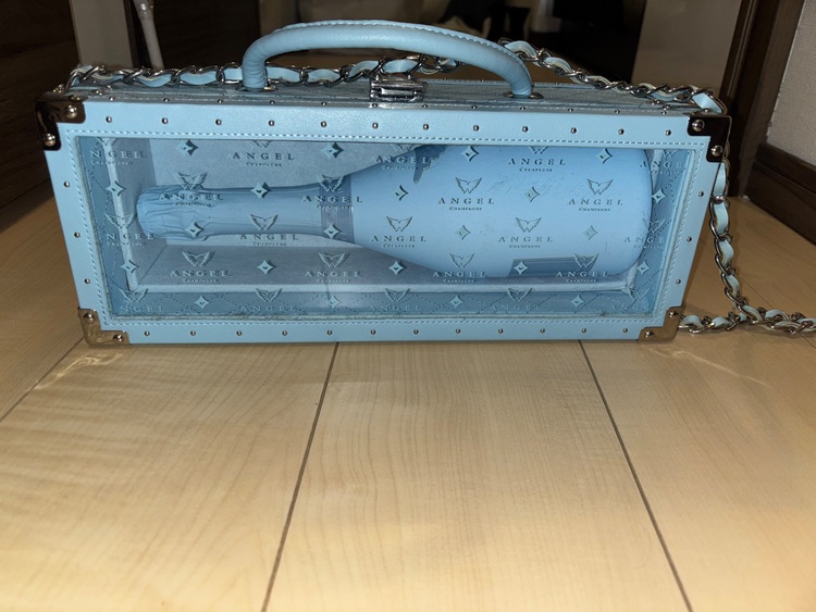 シャンパン シャンパン(その他) （お酒）の商品画像 - 査定依頼日：2025年10月12日 - 最高査定価格：100,000円