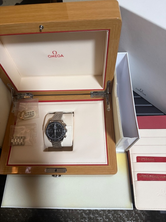 オメガ スピードマスター 324.30.38.50.01.001（高級時計）の商品画像 - 査定依頼日：2025年9月2日 - 最高査定価格：480,000円