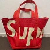 Supreme 20SS Raffia Tote RED（ブランドバッグ）の商品画像 - 査定依頼日：2022年9月20日 - 最高査定価格：8,000円