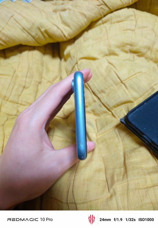 iPhoneXR（スマホ）の商品画像 - 査定依頼日：2026年3月19日 - 最高査定価格：8,000円