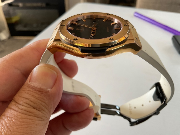 ウブロ クラシックフュージョン 101552（高級時計）の商品画像 - 査定依頼日：2025年10月14日 - 最高査定価格：1,330,000円