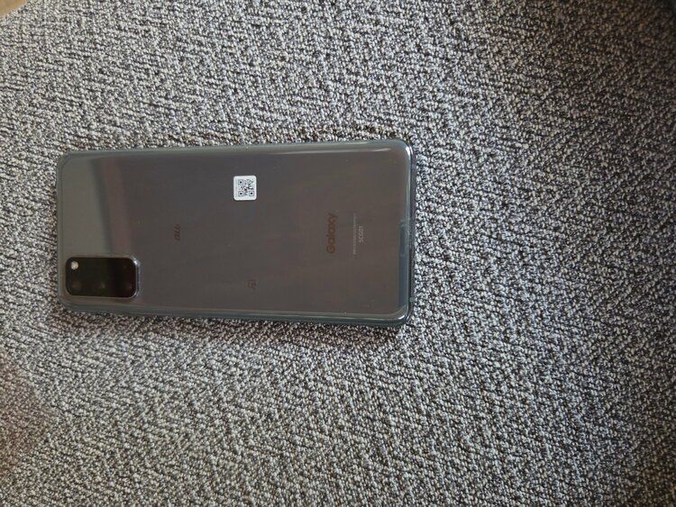 Galaxy Galaxy S20 シリーズ 【au】Galaxy S20 5G SCG01（スマホ）の商品画像 - 査定依頼日：2026年7月23日 - 最高査定価格：7,500円