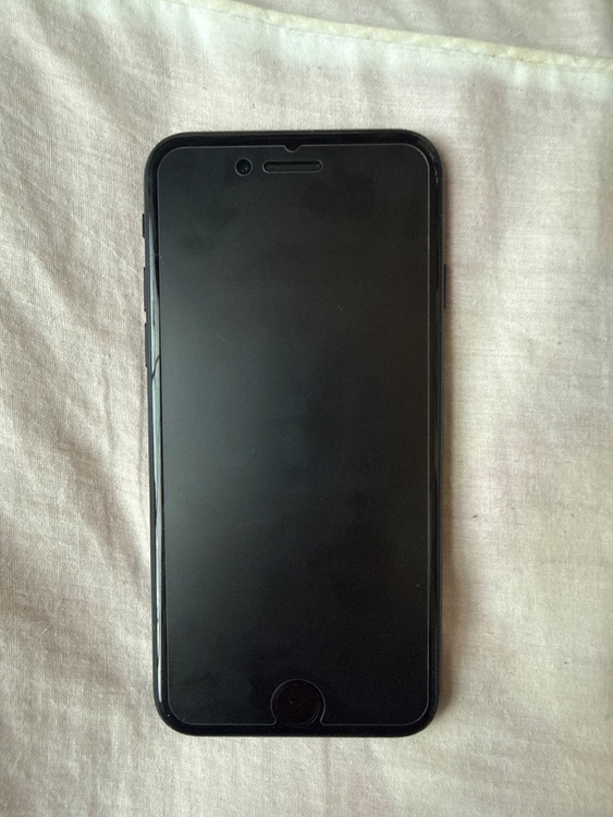 iPhoneSE第3世代（スマホ）の商品画像 - 査定依頼日：2026年3月8日 - 最高査定価格：20,000円