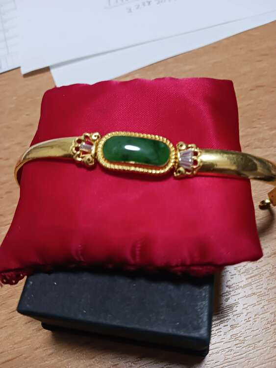 母の遺品の為不明です。（金・貴金属）の商品画像 - 査定依頼日：2025年5月16日 - 最高査定価格：85,000円