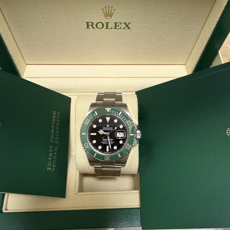 グリーンサブマリーナ（高級時計）の商品画像 - 査定依頼日：2026年2月2日 - 最高査定価格：2,400,000円