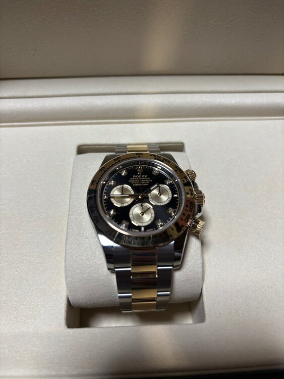 ロレックス デイトナ 12650（高級時計）の商品画像 - 査定依頼日：2025年3月13日 - 最高査定価格：4,200,000円