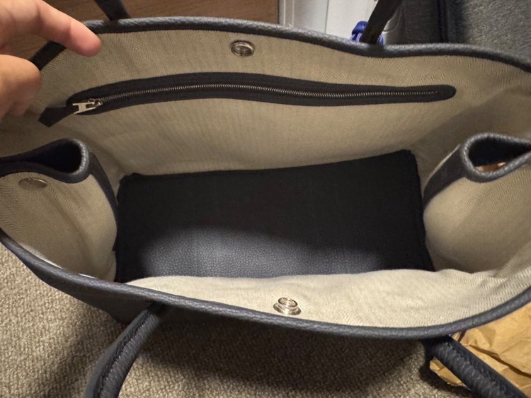 ガーデンパーティ（ブランドバッグ）の商品画像 - 査定依頼日：2025年9月30日 - 最高査定価格：550,000円