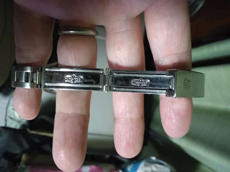 ロレックス パーペチュアル （高級時計）の商品画像 - 査定依頼日：2025年3月14日 - 最高査定価格：680,000円