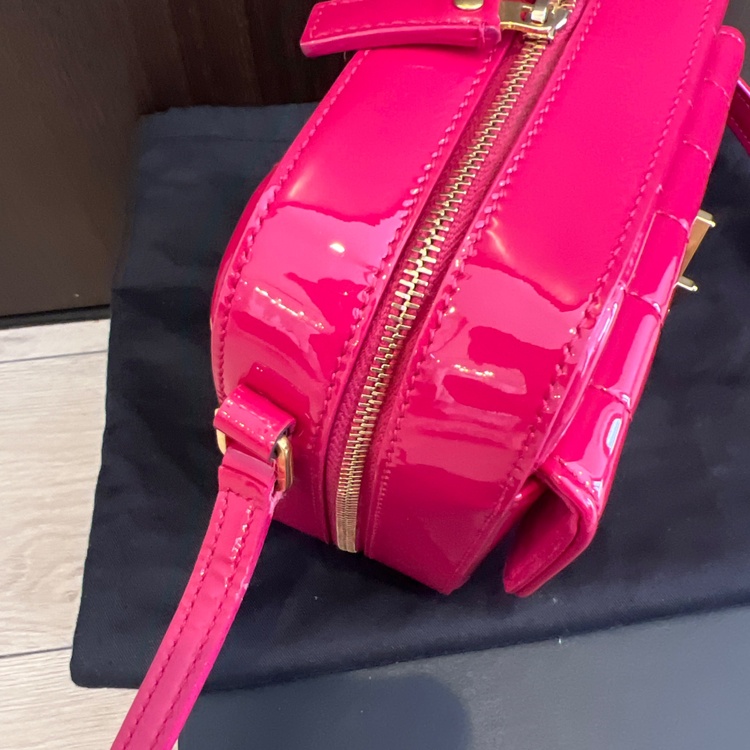 ヴィッキー（ブランドバッグ）の商品画像 - 査定依頼日：2026年2月17日 - 最高査定価格：88,000円