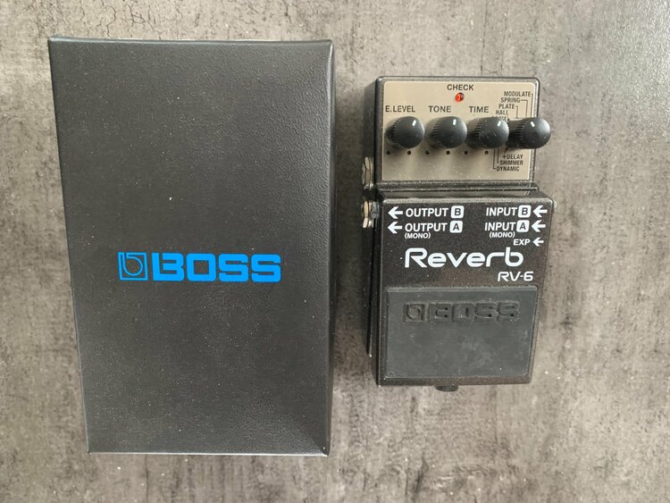 Reverb RV-6（ピアノ・楽器・PA機材）の商品画像 - 査定依頼日：2026年7月1日 - 最高査定価格：7,100円