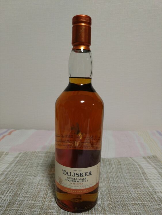 タリスカー30年（お酒）の商品画像 - 査定依頼日：2025年8月4日 - 最高査定価格：85,000円