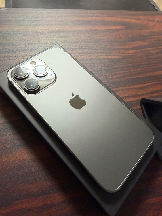 iPhone iPhone 13 Pro 512GB SIMフリー（スマホ）の商品画像 - 査定依頼日：2026年5月24日 - 最高査定価格：50,000円