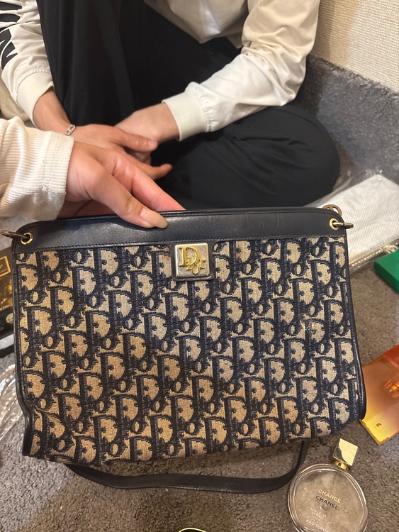 ディオール  （ブランドバッグ）の商品画像 - 査定依頼日：2026年4月14日 - 最高査定価格：45,000円