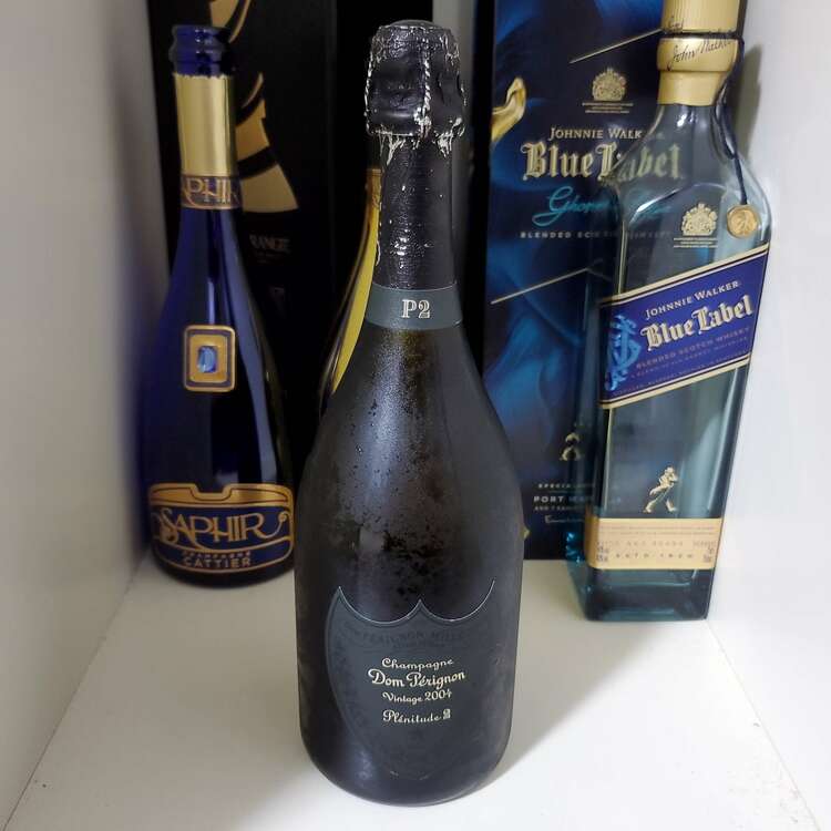 ドンペリニョンP2（お酒）の商品画像 - 査定依頼日：2025年5月28日 - 最高査定価格：40,000円