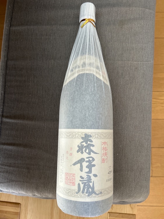 本格焼酎　森伊蔵　かめ壺焼酎　箱あり（お酒）の商品画像 - 査定依頼日：2025年6月18日 - 最高査定価格：10,000円