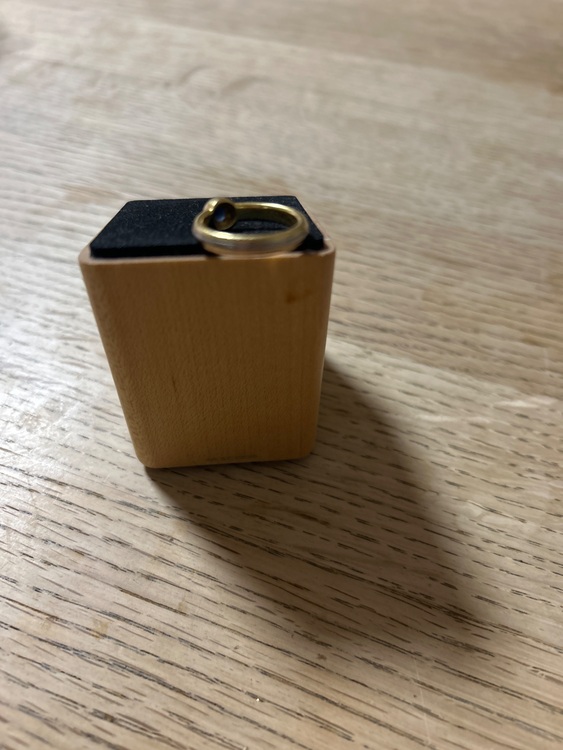 カルティエモノストーンリング（宝石）の商品画像 - 査定依頼日：2025年6月4日 - 最高査定価格：80,000円