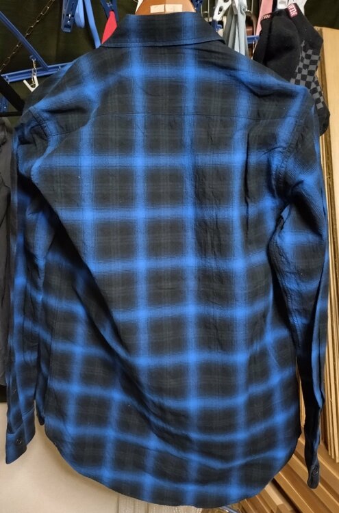 イブサンローラン  （ブランドバッグ）の商品画像 - 査定依頼日：2026年1月14日 - 最高査定価格：15,000円