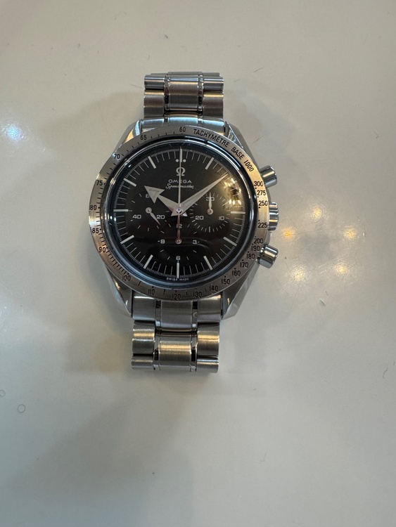 スピードマスター ファーストレプリカ （高級時計）の商品画像 - 査定依頼日：2026年3月2日 - 最高査定価格：700,000円