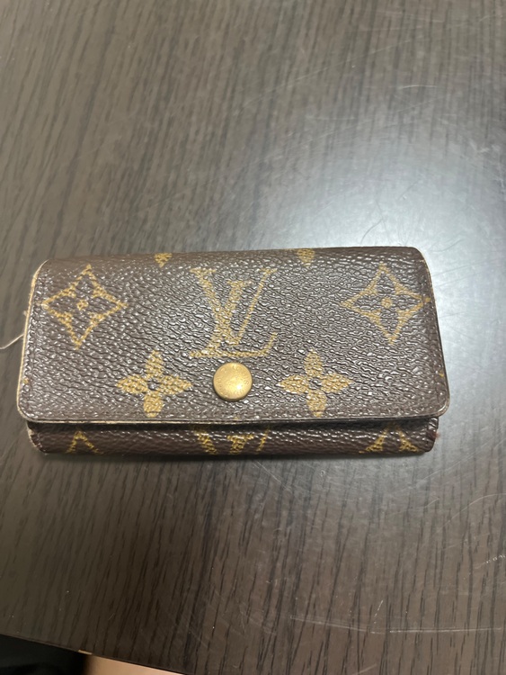 キーケース（ブランド財布・小物）の商品画像 - 査定依頼日：2025年8月27日 - 最高査定価格：4,500円