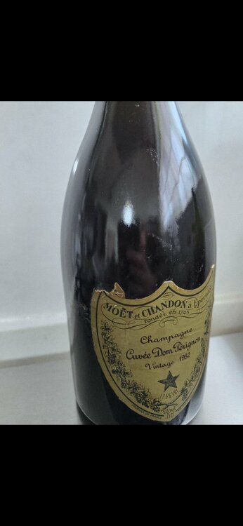 シャンパン ドン・ペリニヨン （お酒）の商品画像 - 査定依頼日：2026年3月17日 - 最高査定価格：30,000円