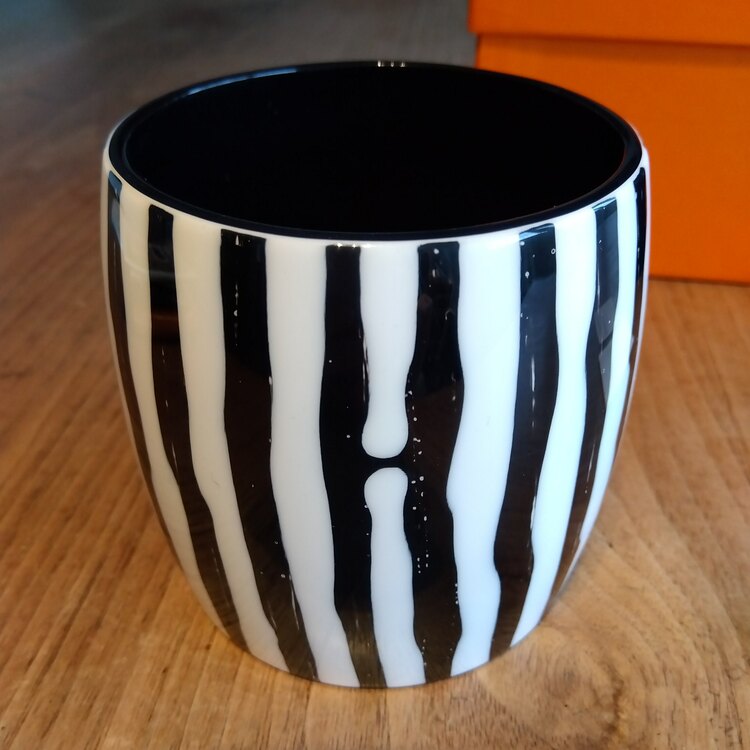 ラッカーウッド　バンブーウッド（ブランド財布・小物）の商品画像 - 査定依頼日：2025年5月7日 - 最高査定価格：5,500円