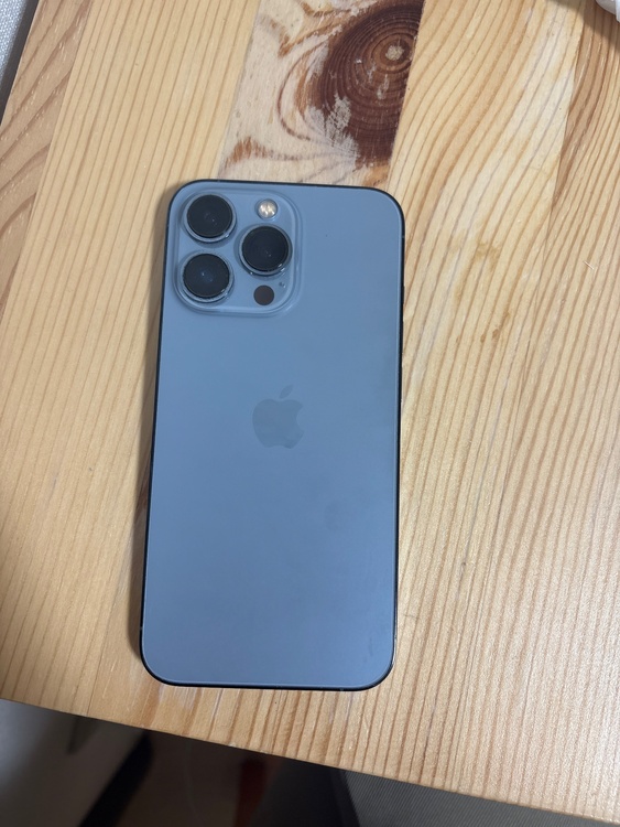 iPhone iPhone 13 Pro 128GB docomo（スマホ）の商品画像 - 査定依頼日：2026年5月30日 - 最高査定価格：46,000円