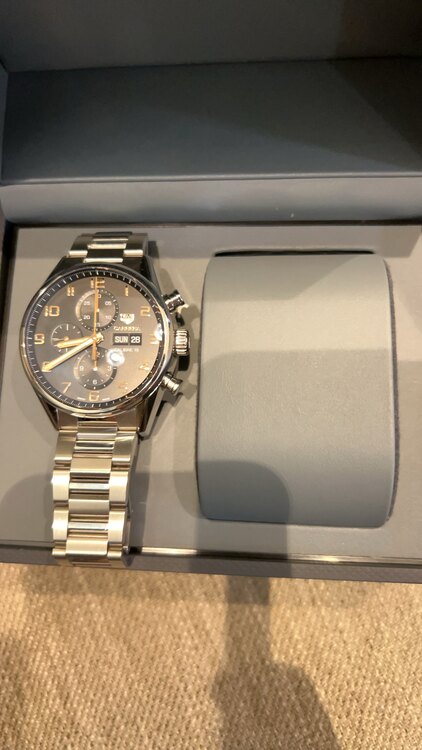 タグホイヤー カレラ （高級時計）の商品画像 - 査定依頼日：2025年2月1日 - 最高査定価格：300,000円