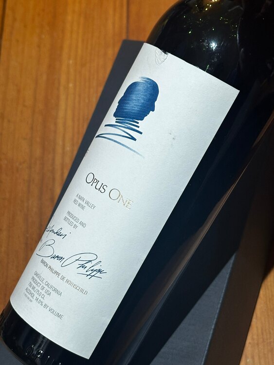 ワイン オーパスワン （お酒）の商品画像 - 査定依頼日：2025年3月23日 - 最高査定価格：46,000円