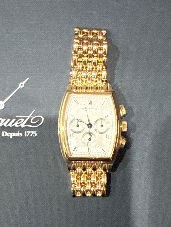 ヘリテージクロノグラフ（高級時計）の商品画像 - 査定依頼日：2025年10月9日 - 最高査定価格：3,100,000円