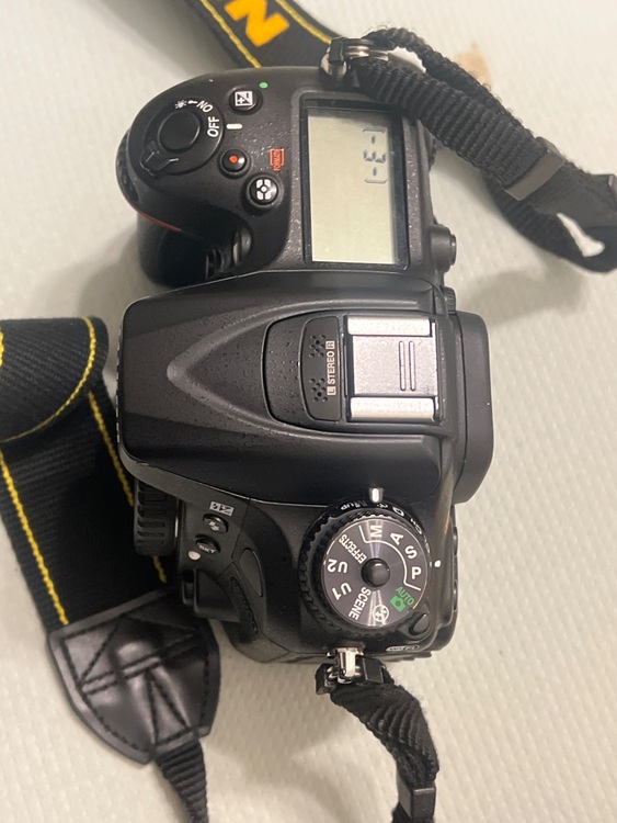 D7200（カメラ）の商品画像 - 査定依頼日：2025年10月10日 - 最高査定価格：30,000円