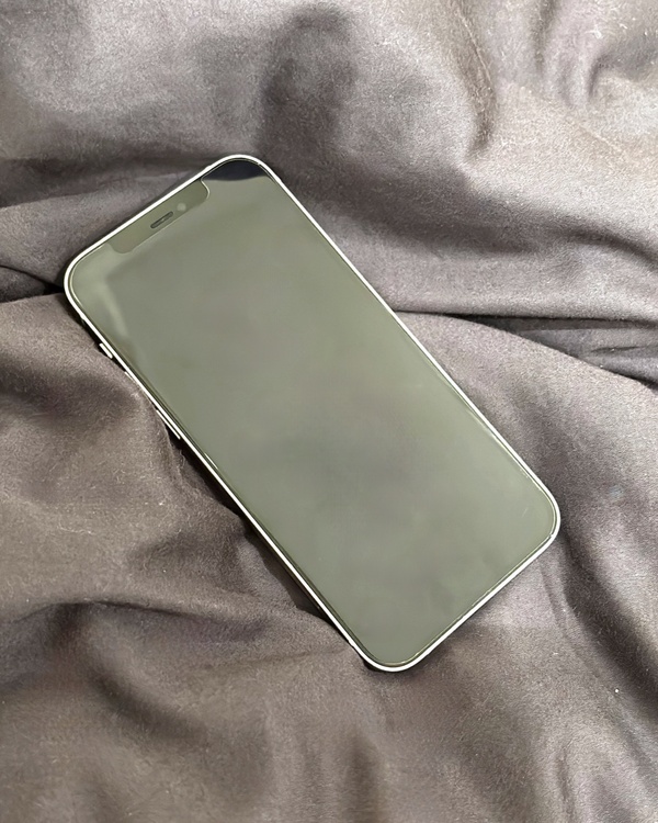 iPhone iPhone 12 64GB SIMフリー（スマホ）の商品画像 - 査定依頼日：2026年5月24日 - 最高査定価格：20,000円