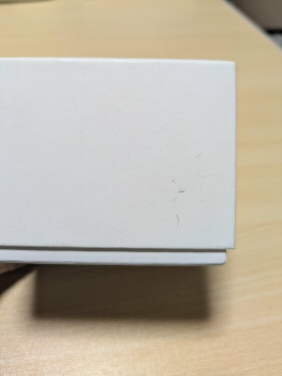 NINA RICCI  6RL922 6RMP03（金・貴金属）の商品画像 - 査定依頼日：2026年3月5日 - 最高査定価格：125,000円