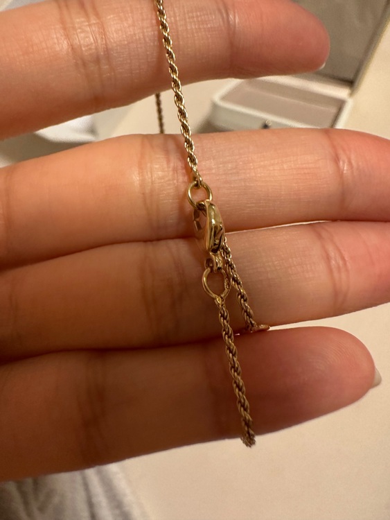 ブシュロン セルパンボエム エクストラスモール ペンダント（金・貴金属）の商品画像 - 査定依頼日：2025年9月19日 - 最高査定価格：320,000円