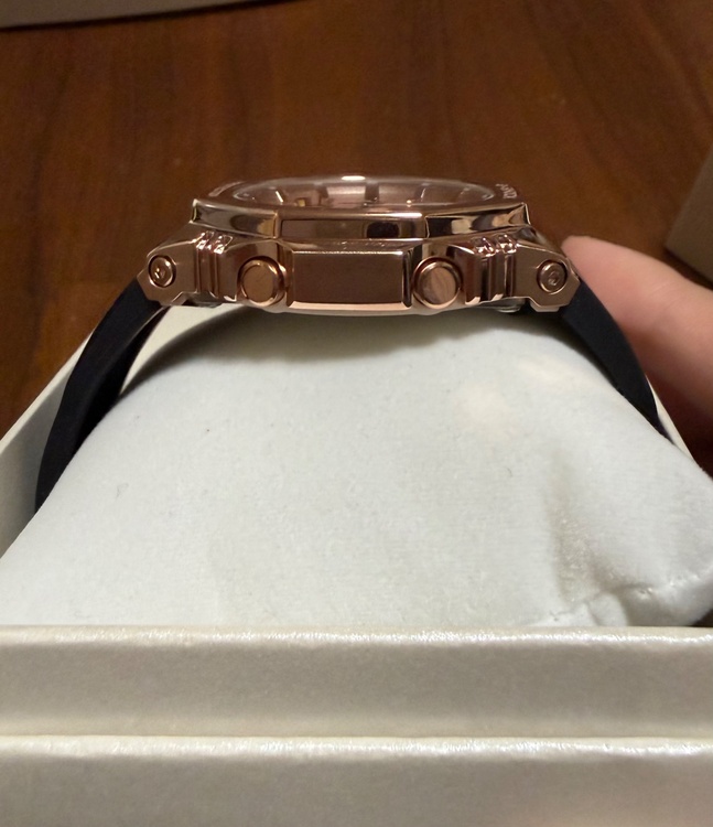 G-SHOCK その他 GM-S2110PG-1A4JF（高級時計）の商品画像 - 査定依頼日：2026年1月6日 - 最高査定価格：5,000円