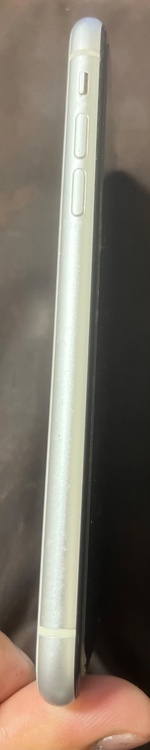 iPhonexr64GB SIMフリー（スマホ）の商品画像 - 査定依頼日：2026年7月12日 - 最高査定価格：9,500円